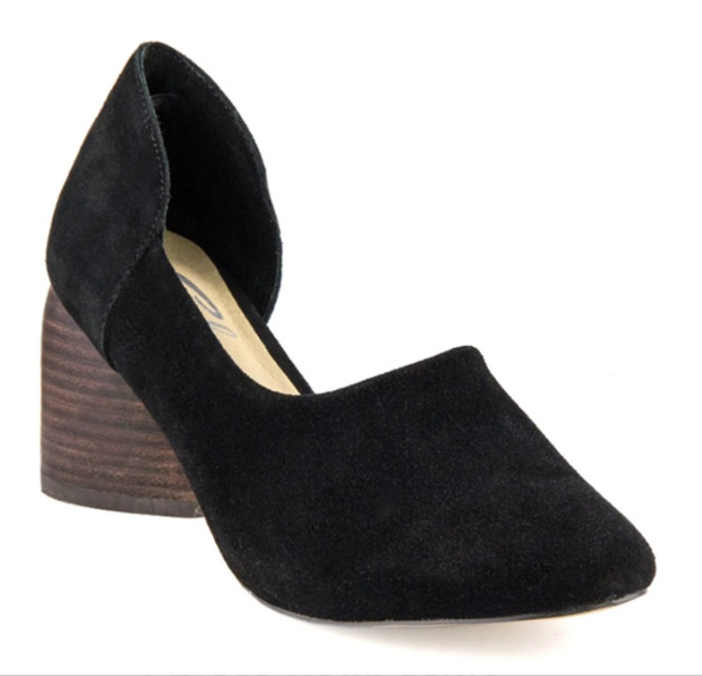 SBICCA Vintage Collection Black Suede Volin Heels D'orsay Pumps Shoes Size 6 NIB